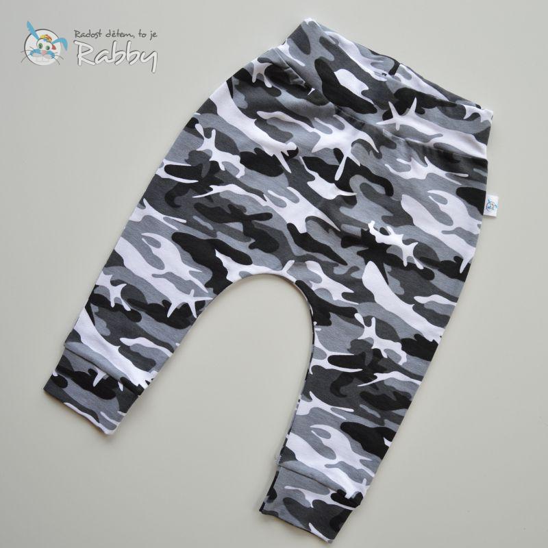 Baggy tepláčky šedý maskáč vel. 86