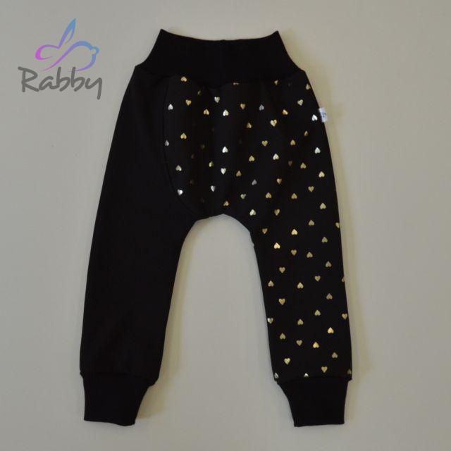 Softshellové kalhoty černá, zlatá srdíčka - baggy střih vel. 92