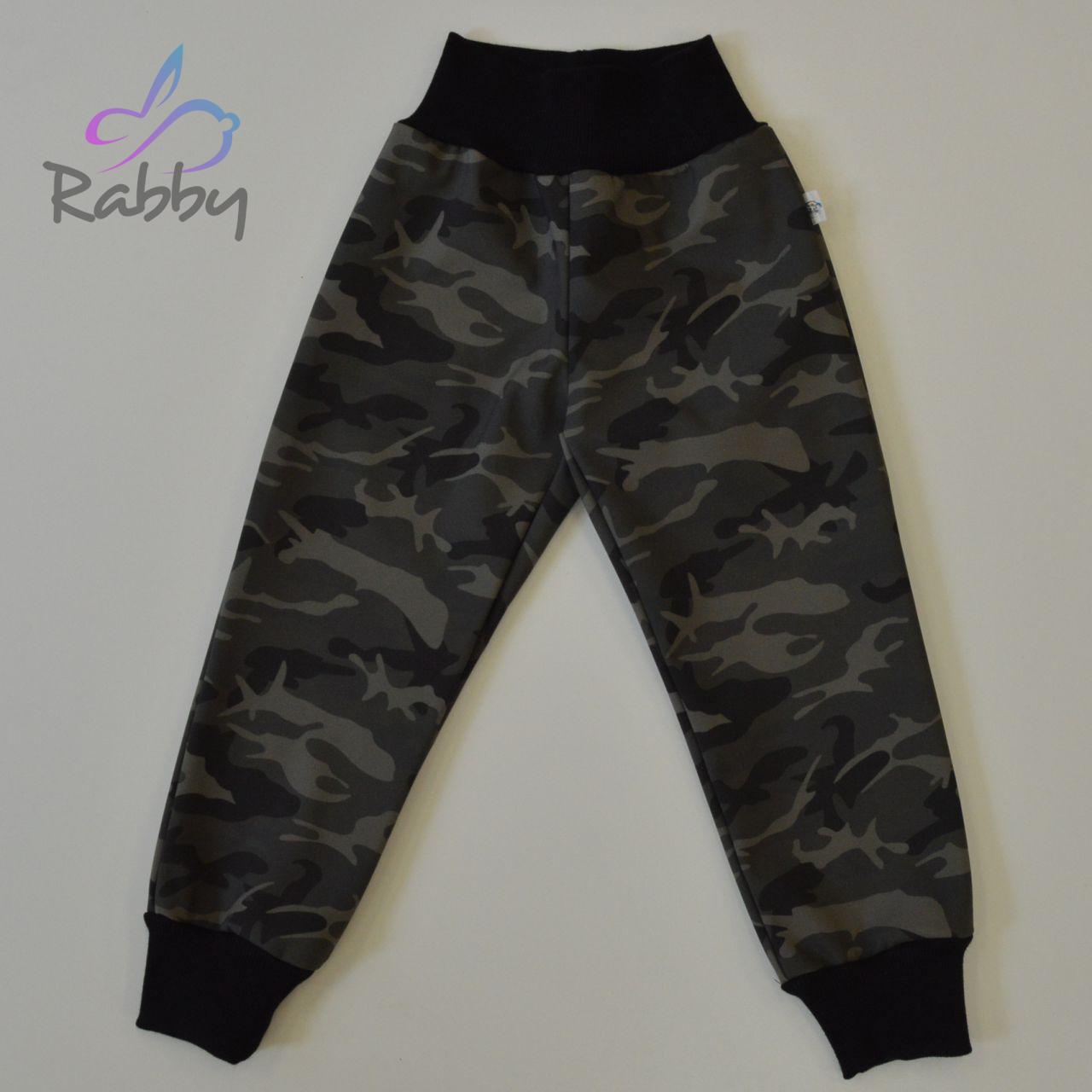 Zimní softshellové kalhoty zelený maskáč - klasický střih vel. 98