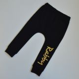 Baggy tepláčky černé se zlatým nápisem Rabby vel.  80