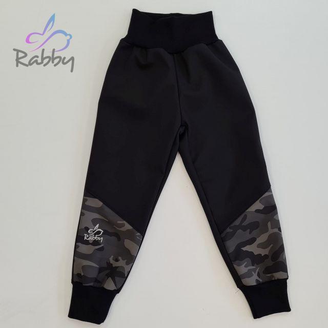 Softshellové kalhoty černé se zeleným maskáčem - klasický střih vel. 92