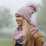 Dámská zimní čepice růžová pletenina vel. 57 (obvod hlavy 56-59 cm)