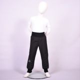 Zimní softshellové kalhoty černé s přestřižením reflexní srdíčka - klasický střih vel. 128