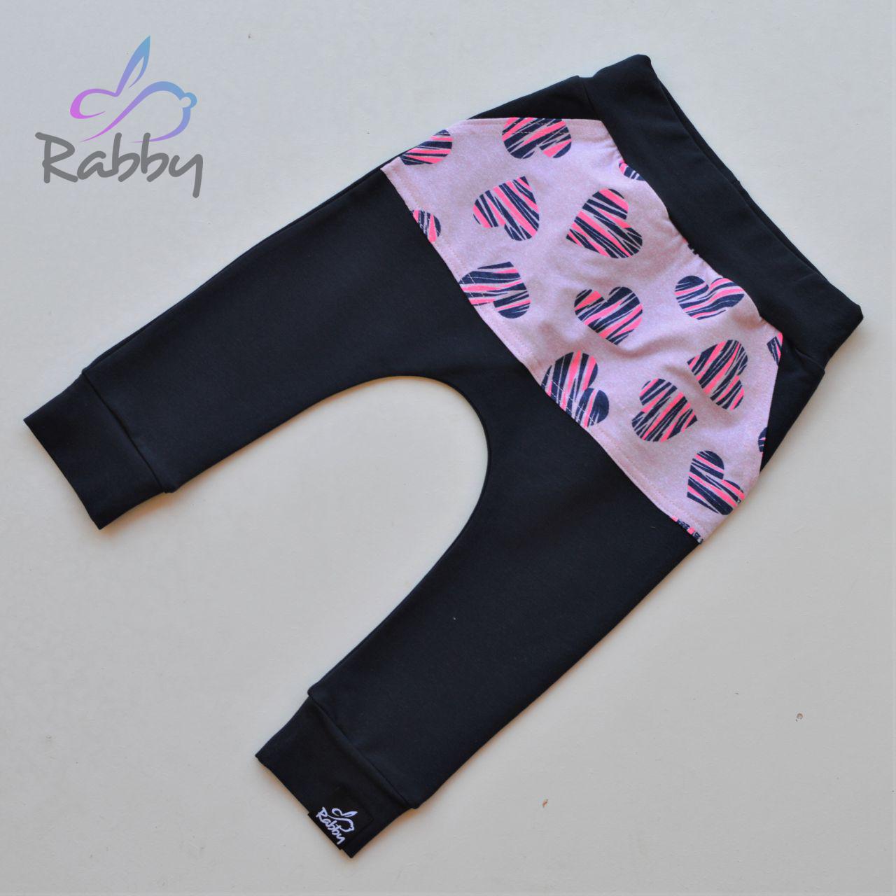 Baggy tepláčky modré s kapsou srdíčka na světle růžové vel. 86