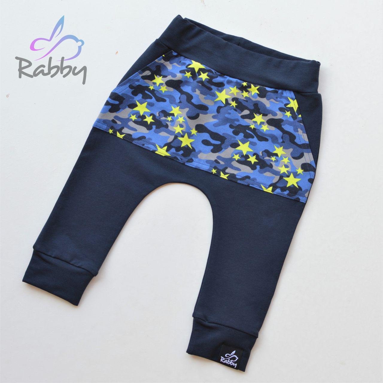 Baggy tepláčky modré s kapsou maskáč s hvězdami vel. 86