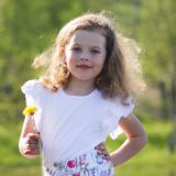 Tričko s volánovým rukávem bílé vel. 122