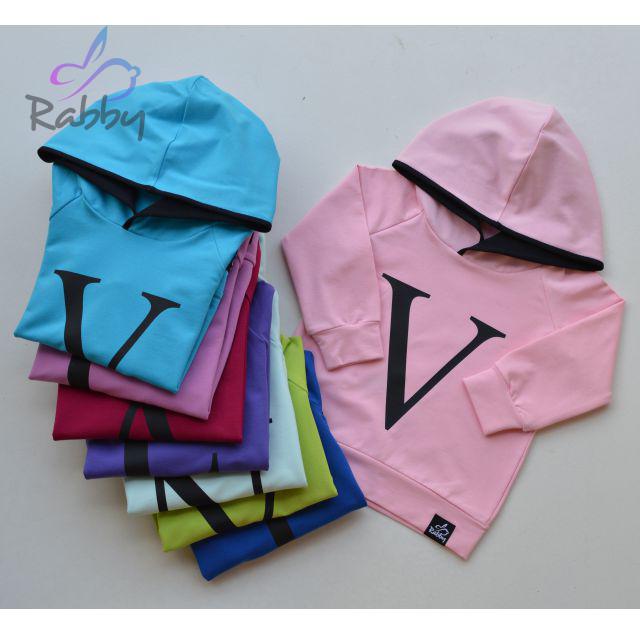 Mikina s iniciálou dle vlastního výběru vel. 122