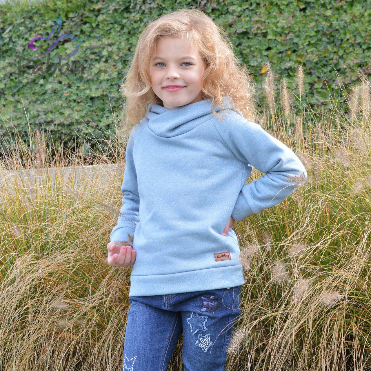 Mikina s bohatou kapucí světle modrý třpyt vel. 86