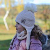 Set zimní ušanky a nákrčníku smetana pletenina vel. 50 (obvod hlavy 49-52 cm)