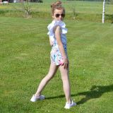 Dívčí kraťasy modrá louka vel. 146