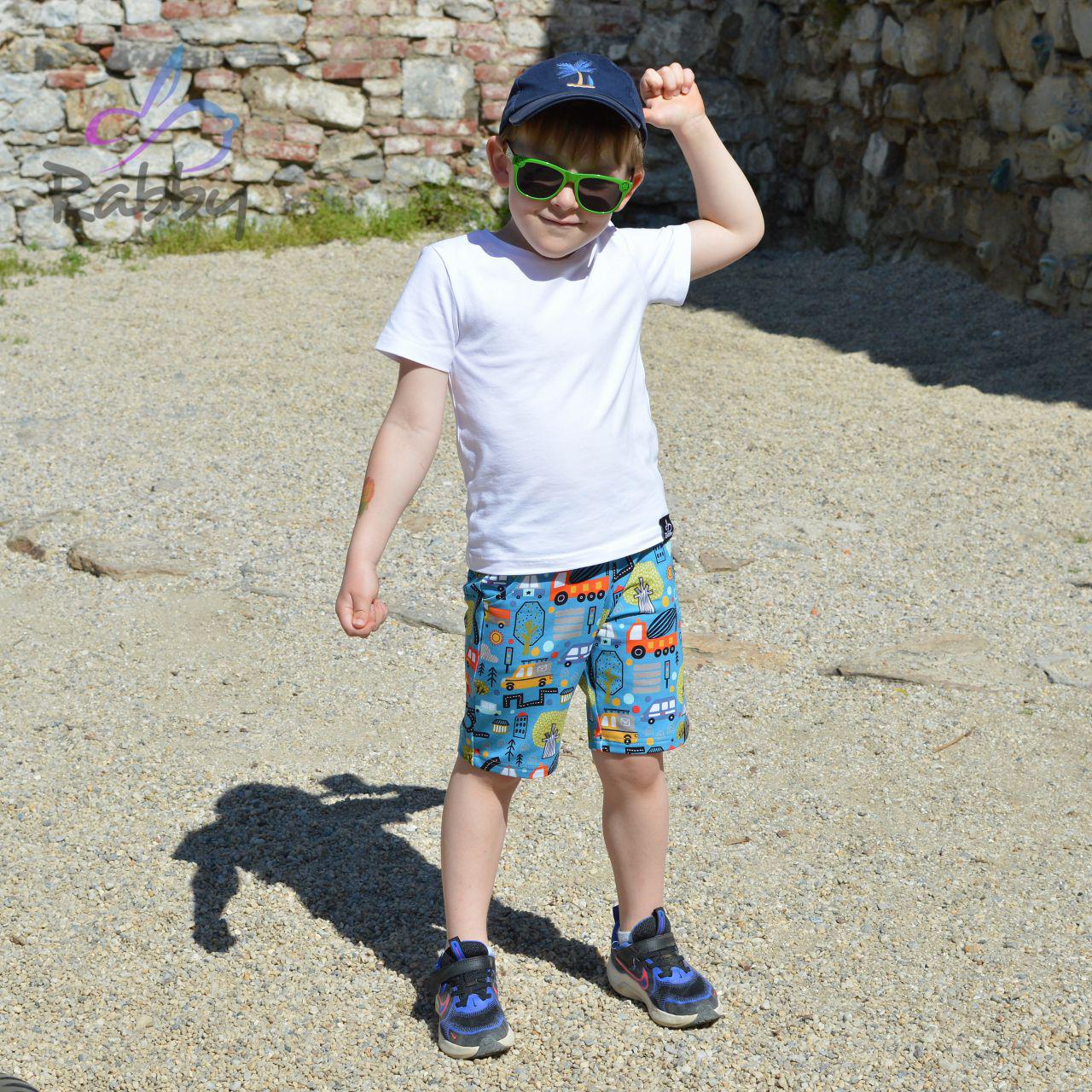 Klasické kraťasy auta ve městě vel. 140