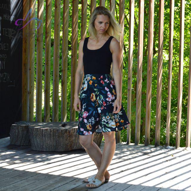 Dámské šaty krátké květy na modré vel. XS