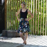 Dámské šaty krátké květy na modré vel. L