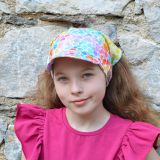 Šátek s kšiltem barevné puntíky vel. 50 (obvod hlavy 49-52 cm)