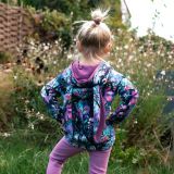 Mikina s oušky rozkvetlý les vel. 116