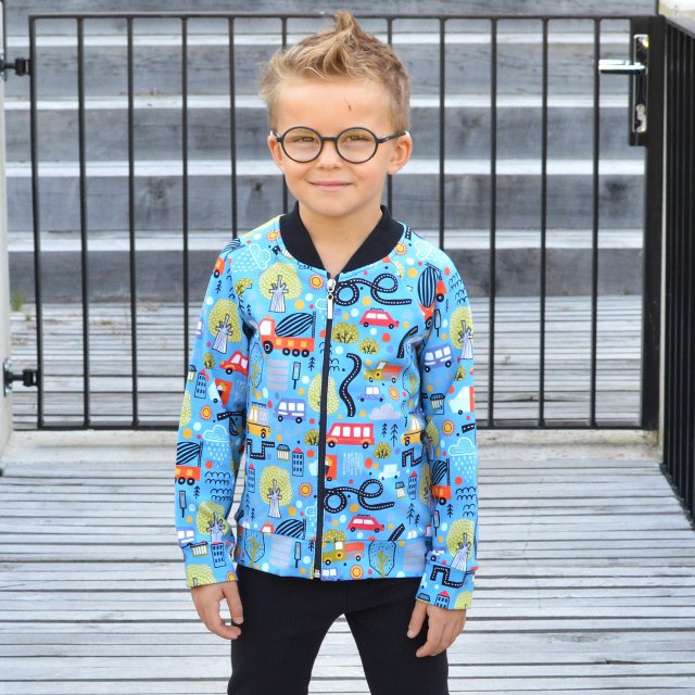 Bomber mikina na zip auta ve městě vel.  92