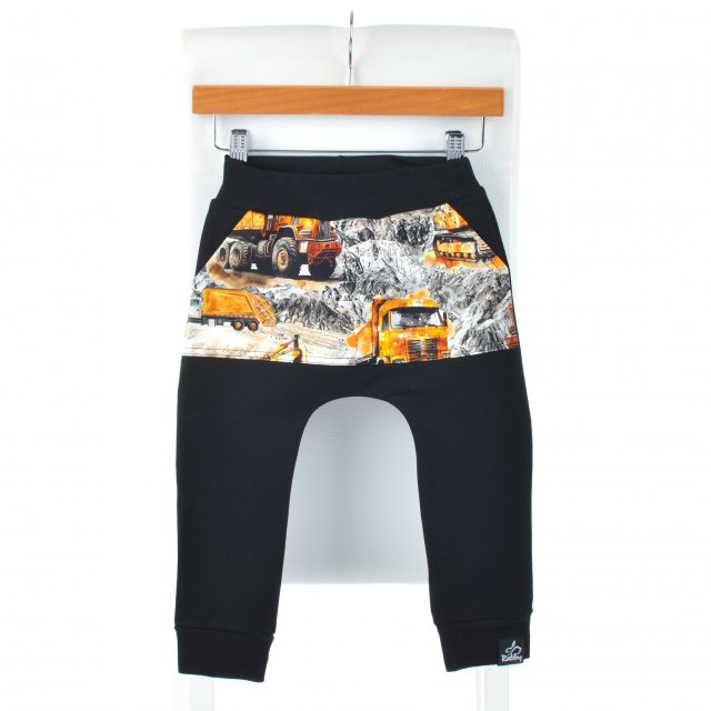 Baggy tepláčky černé s kapsou bagry vel. 98