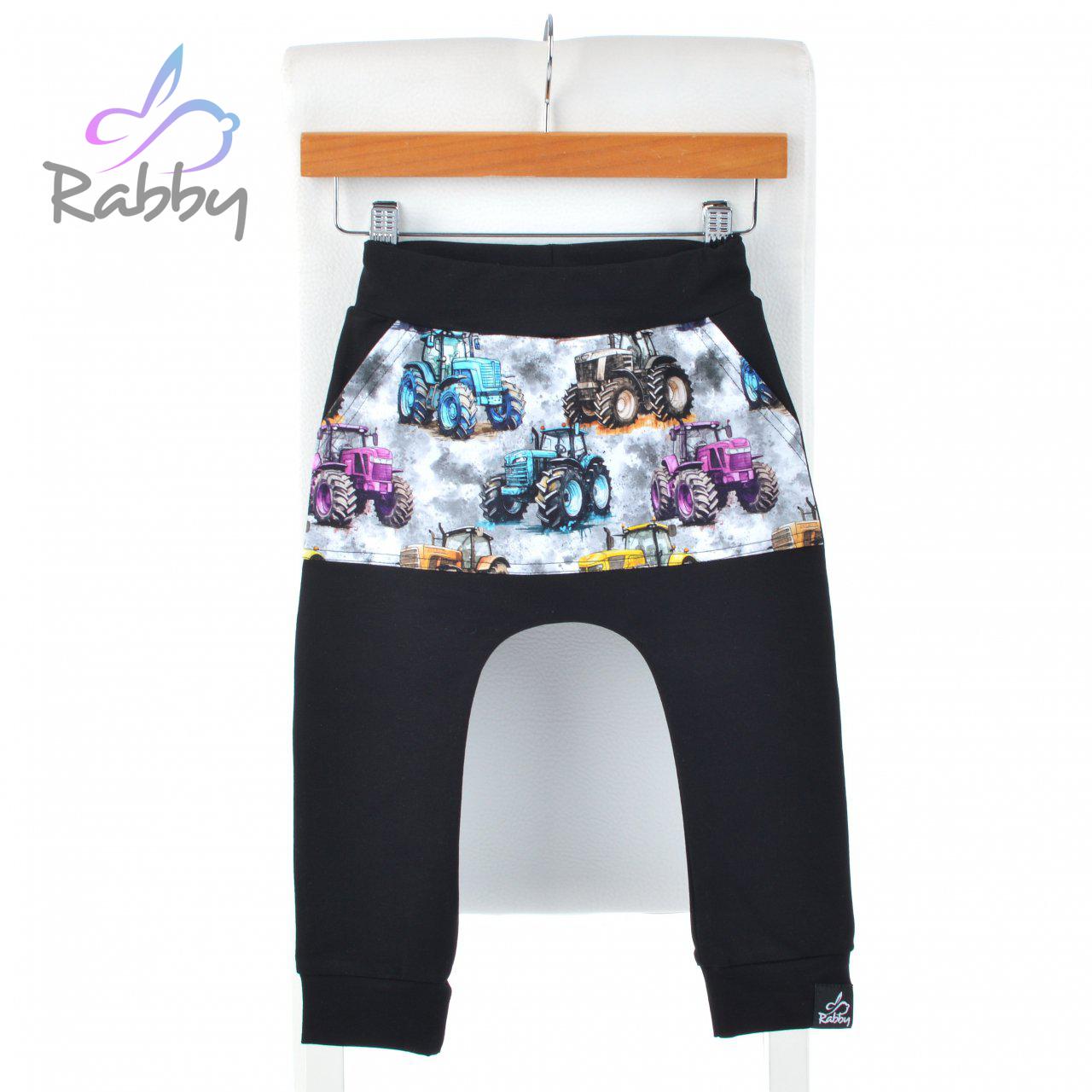 Baggy tepláčky černé s kapsou barevné traktory vel. 98