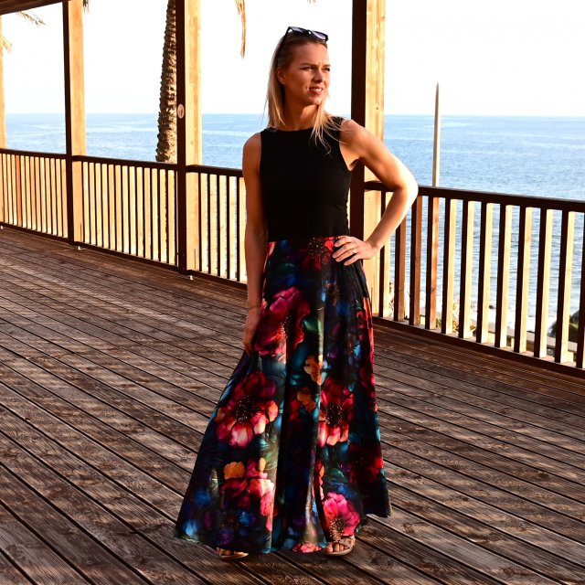 Dámské šaty dlouhé velké květy vel. XS